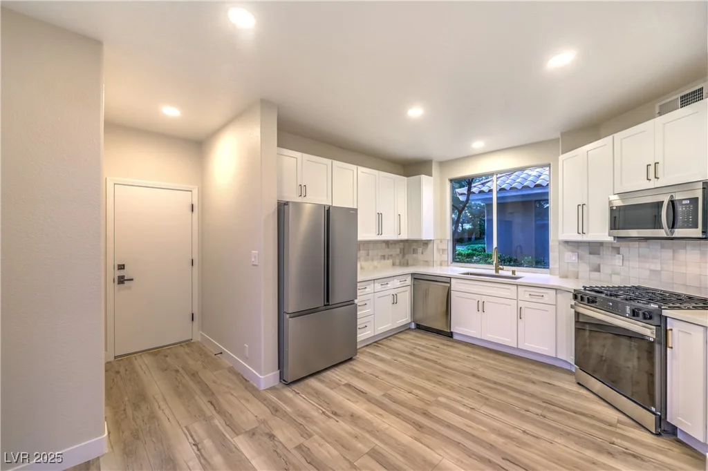 5010 Crooked Stick, Las Vegas, NV 89113