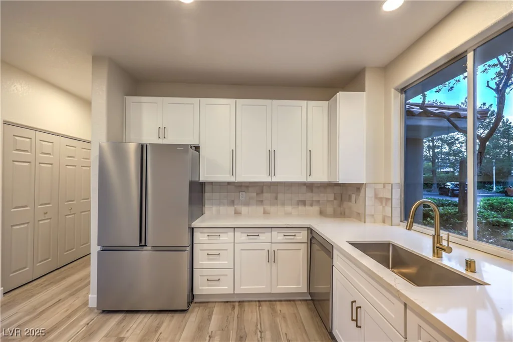 5010 Crooked Stick, Las Vegas, NV 89113