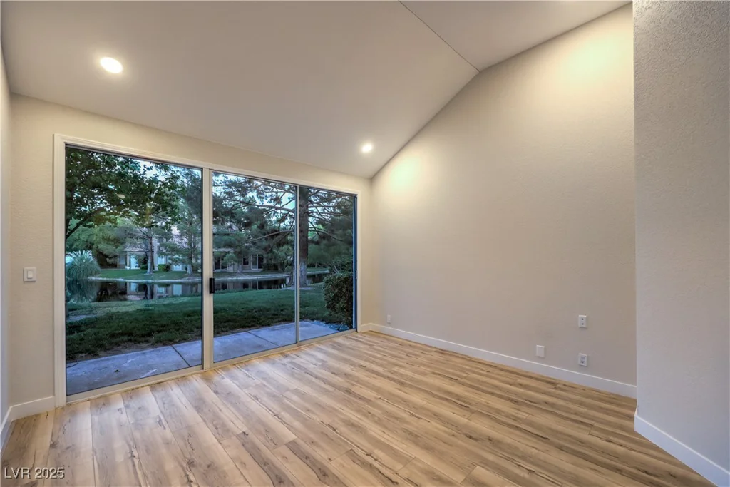 5010 Crooked Stick, Las Vegas, NV 89113