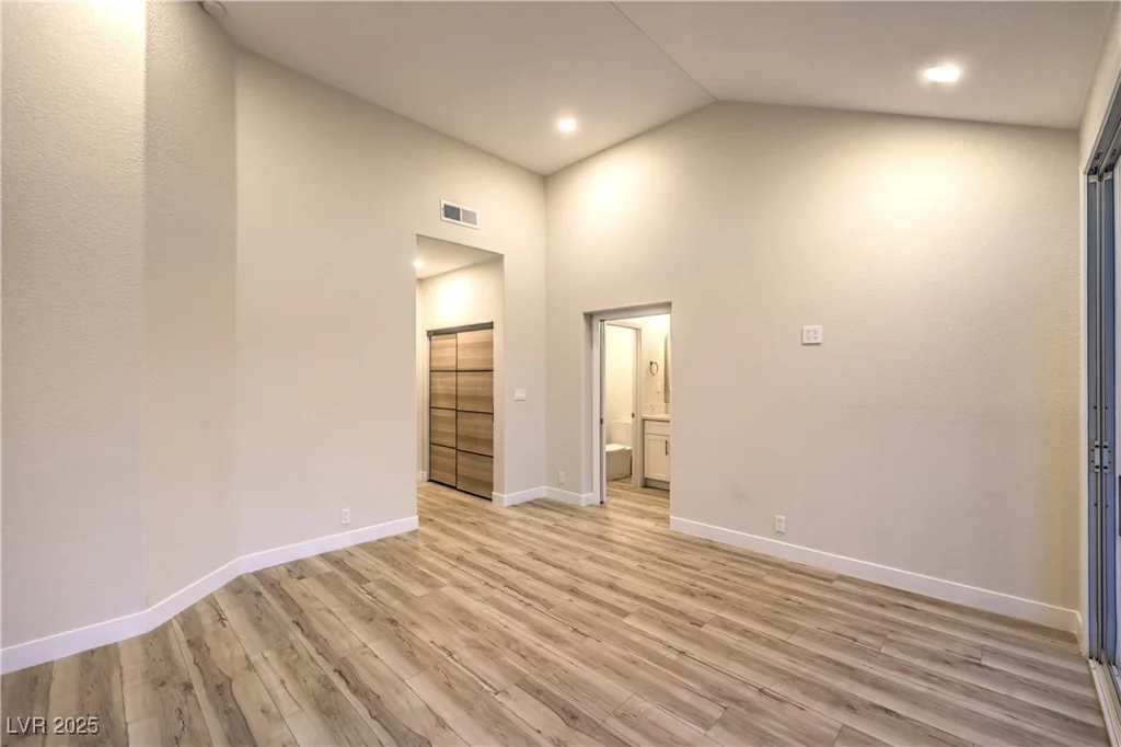 5010 Crooked Stick, Las Vegas, NV 89113