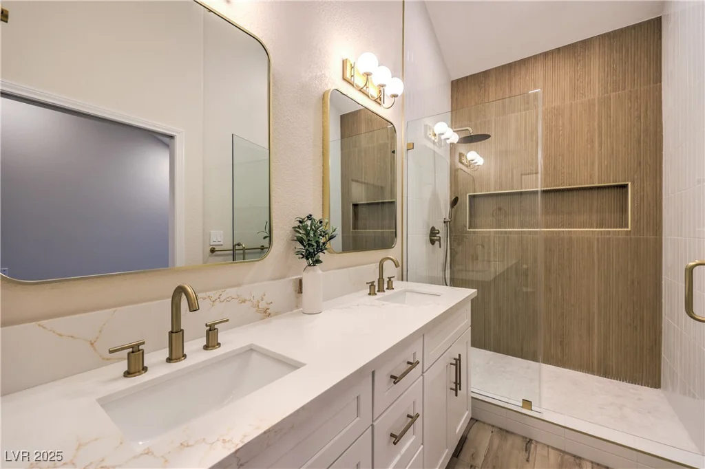 5010 Crooked Stick, Las Vegas, NV 89113