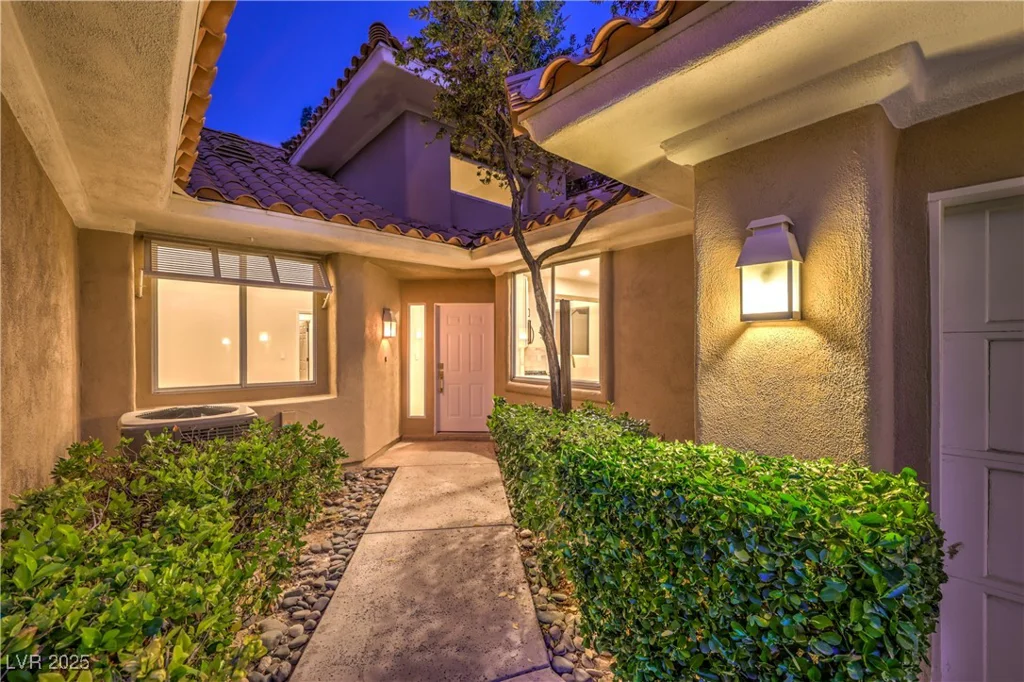 5010 Crooked Stick, Las Vegas, NV 89113