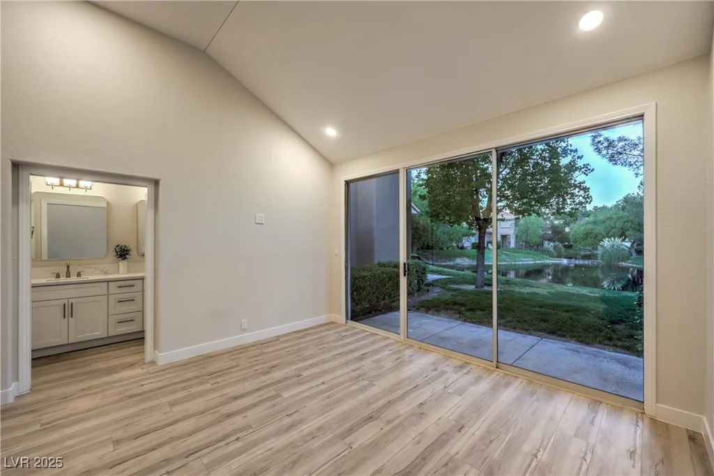 5010 Crooked Stick, Las Vegas, NV 89113