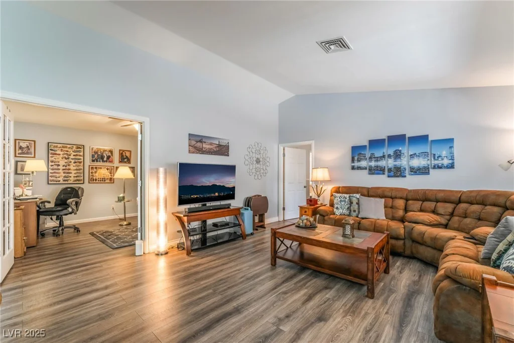 1057 Neil Armstrong, Las Vegas, NV 89145