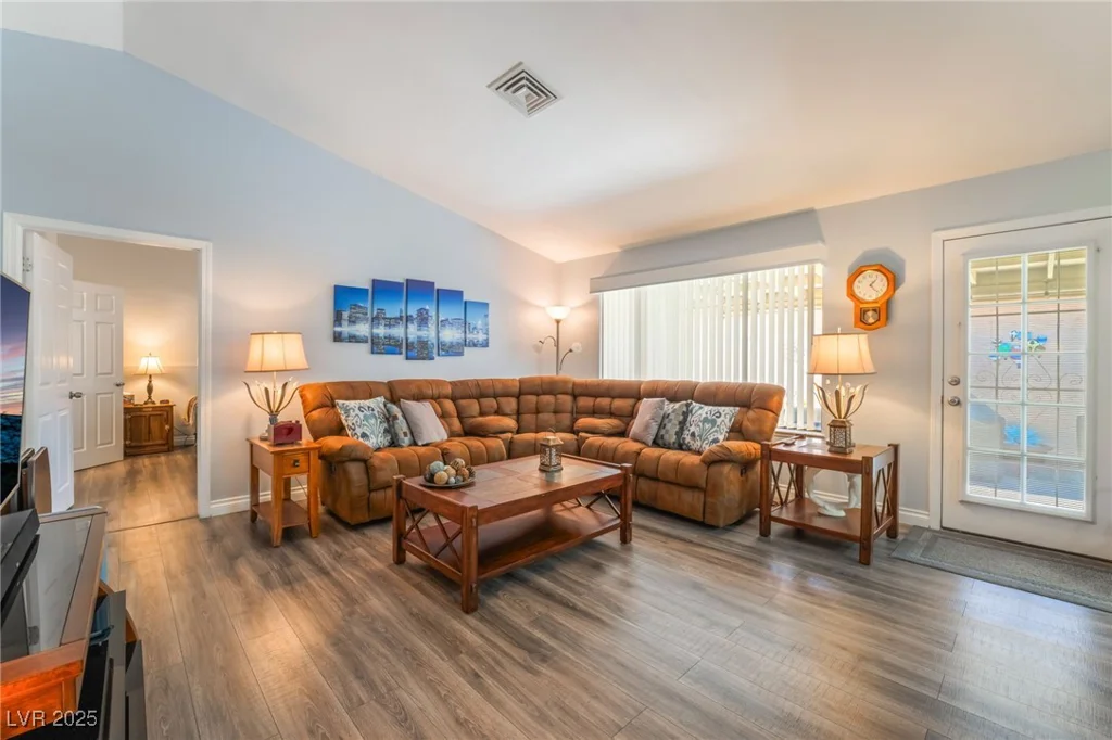 1057 Neil Armstrong, Las Vegas, NV 89145