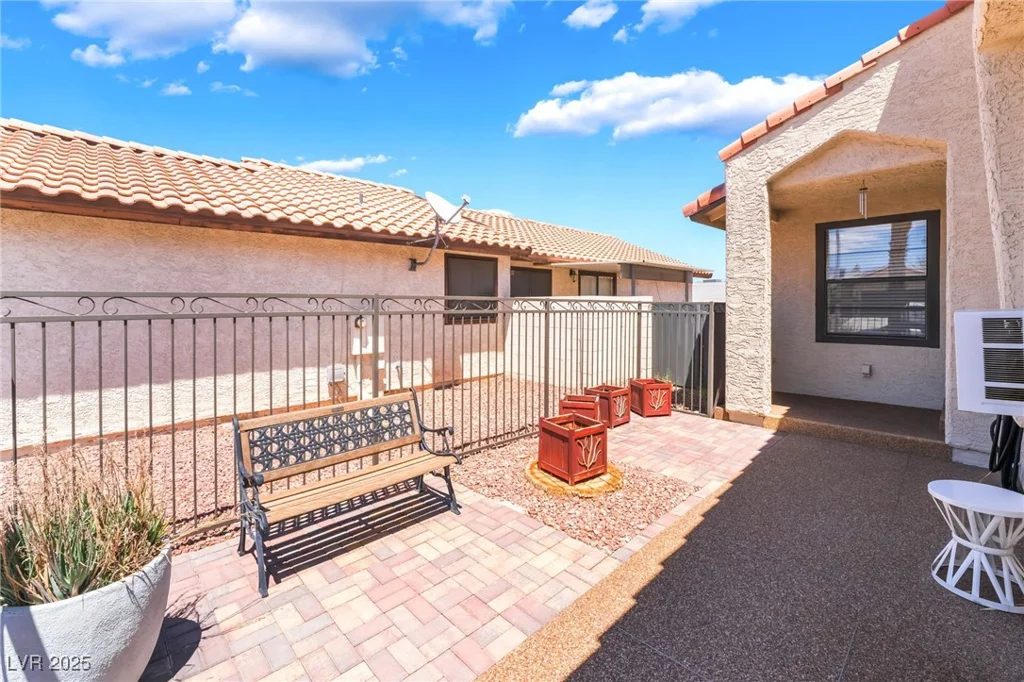 1057 Neil Armstrong, Las Vegas, NV 89145