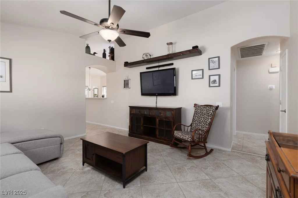 7904 Seabourn, Las Vegas, NV 89129
