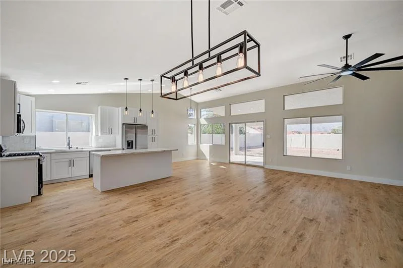 4010 Herblinda, North Las Vegas, NV 89032