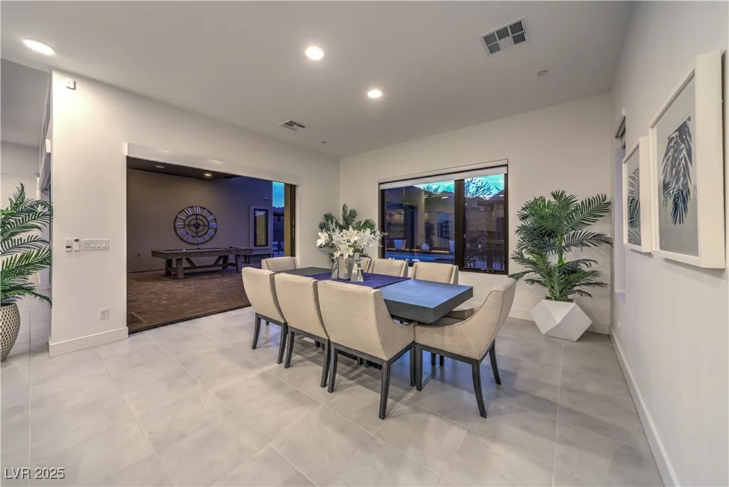 461 Highview Ridge, Las Vegas, NV 89138
