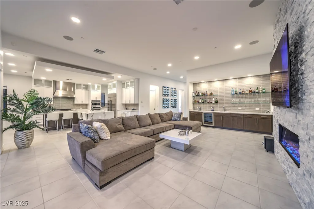 461 Highview Ridge, Las Vegas, NV 89138