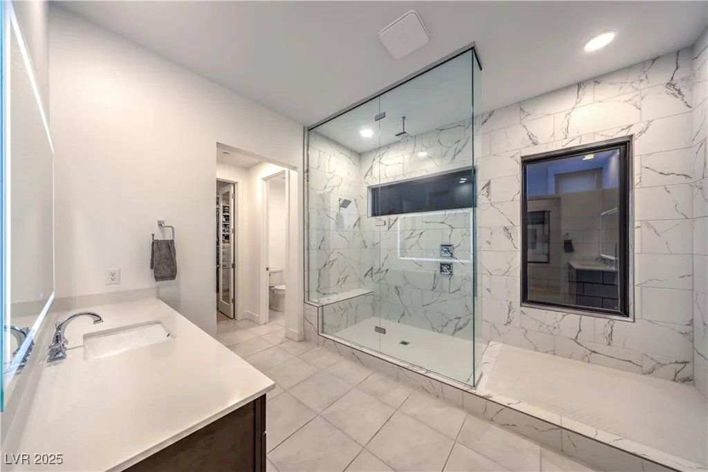 461 Highview Ridge, Las Vegas, NV 89138
