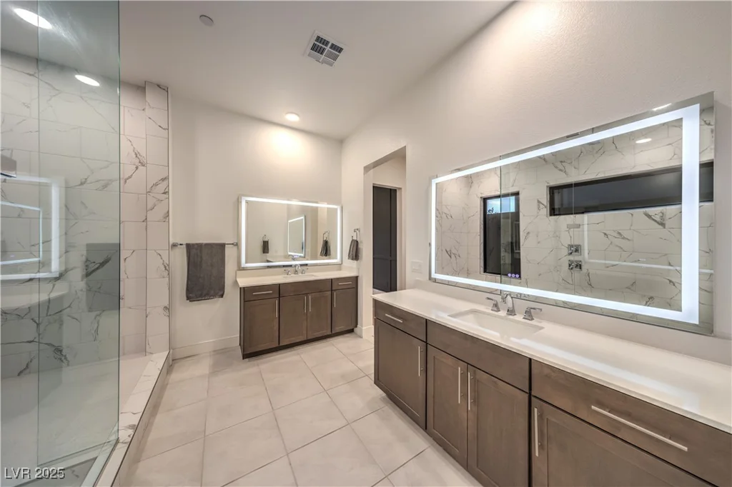 461 Highview Ridge, Las Vegas, NV 89138