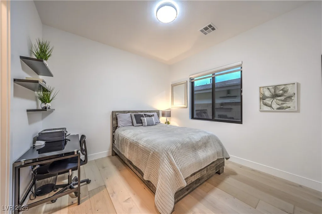 461 Highview Ridge, Las Vegas, NV 89138