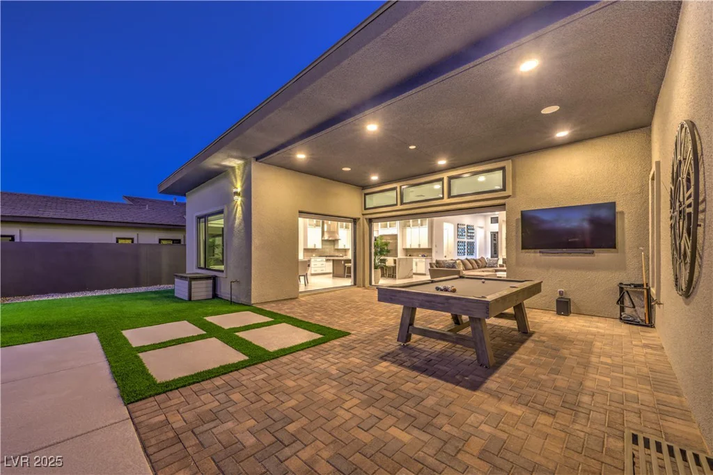 461 Highview Ridge, Las Vegas, NV 89138