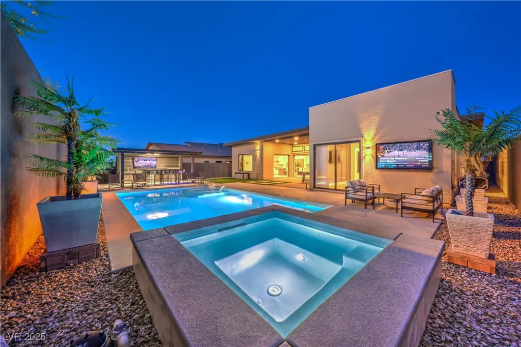 461 Highview Ridge, Las Vegas, NV 89138