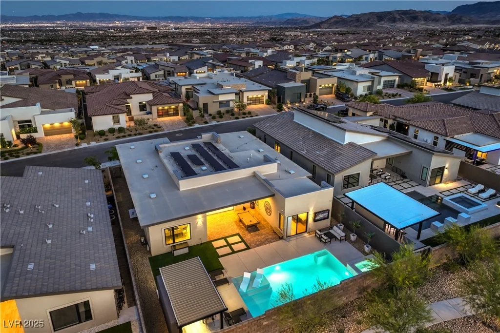461 Highview Ridge, Las Vegas, NV 89138
