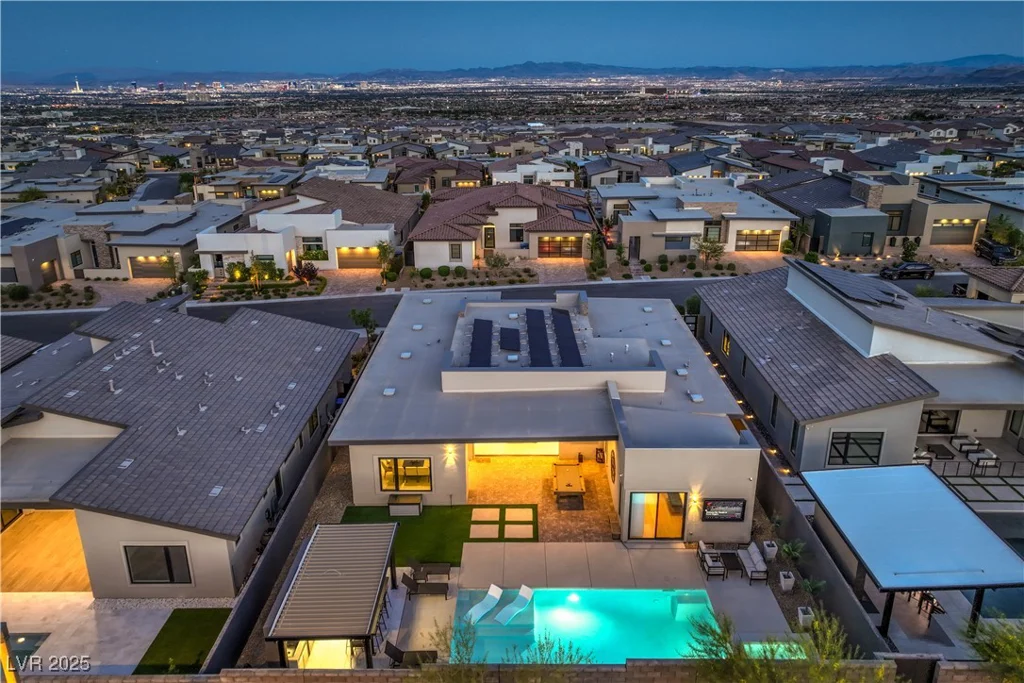 461 Highview Ridge, Las Vegas, NV 89138