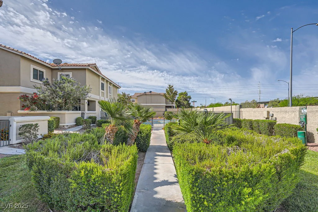 3253 Mystic Ridge, Las Vegas, NV 89129