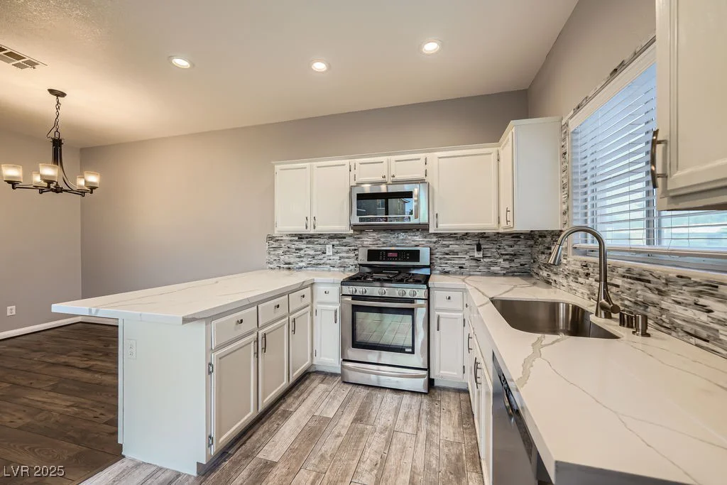 3253 Mystic Ridge, Las Vegas, NV 89129