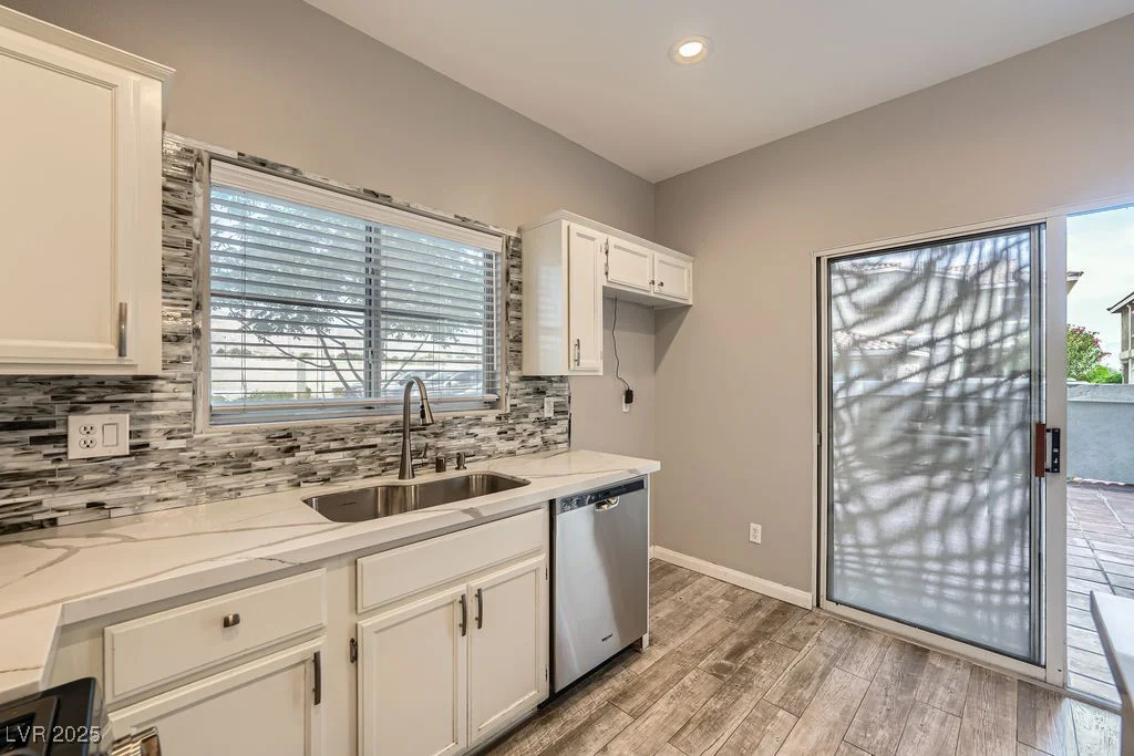 3253 Mystic Ridge, Las Vegas, NV 89129