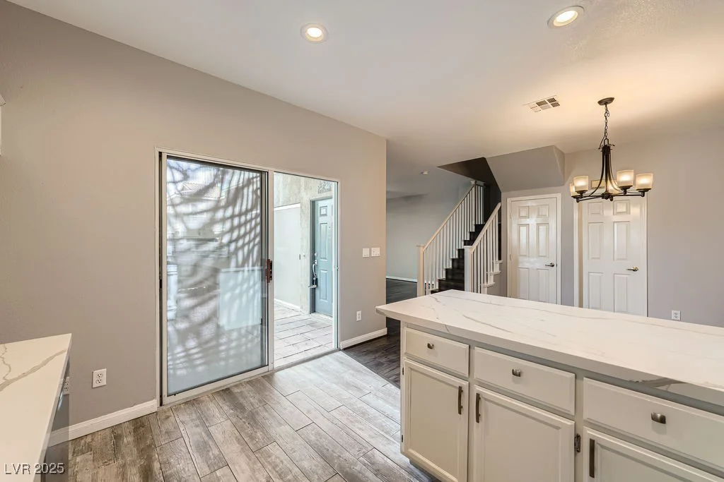 3253 Mystic Ridge, Las Vegas, NV 89129