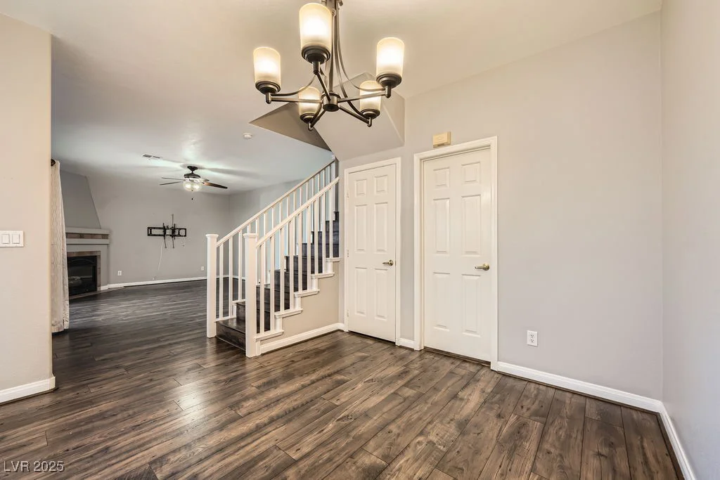 3253 Mystic Ridge, Las Vegas, NV 89129