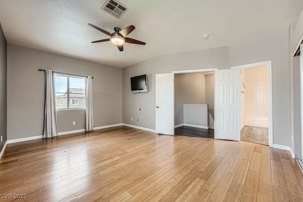 3253 Mystic Ridge, Las Vegas, NV 89129