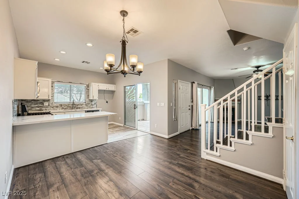 3253 Mystic Ridge, Las Vegas, NV 89129