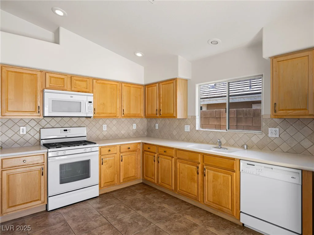 5373 Blue Oat, Las Vegas, NV 89141