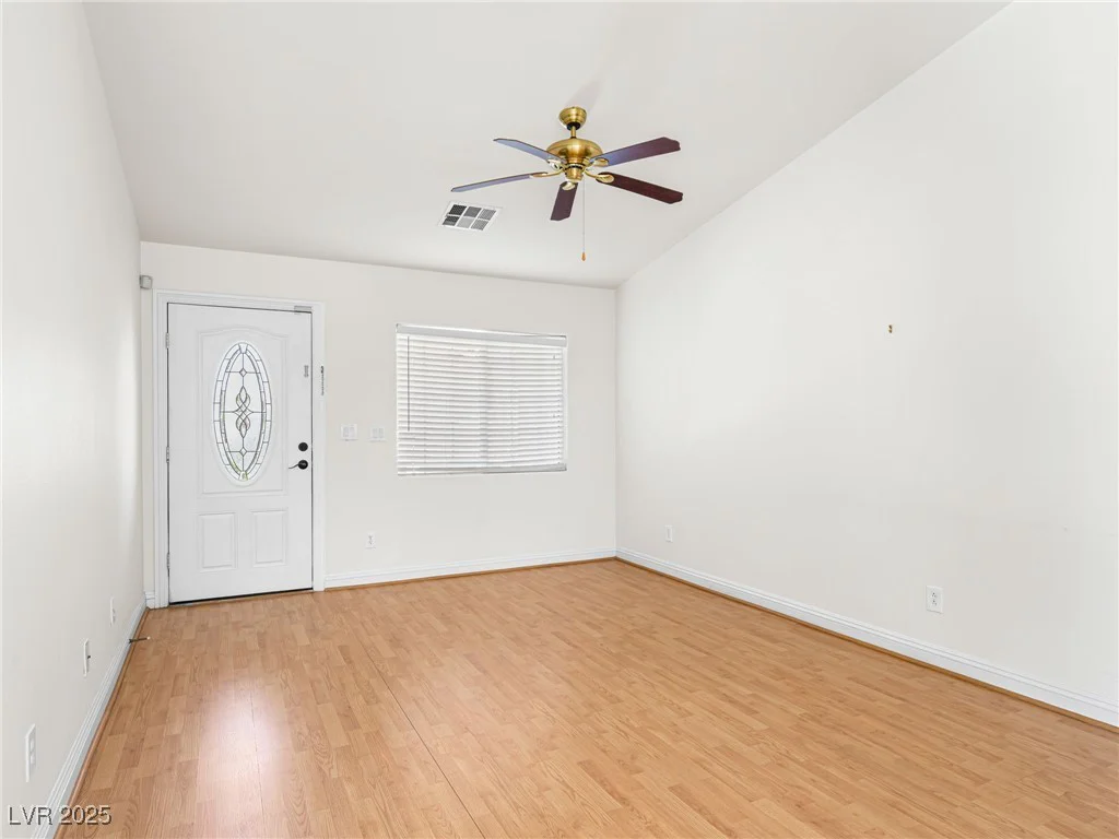 5373 Blue Oat, Las Vegas, NV 89141