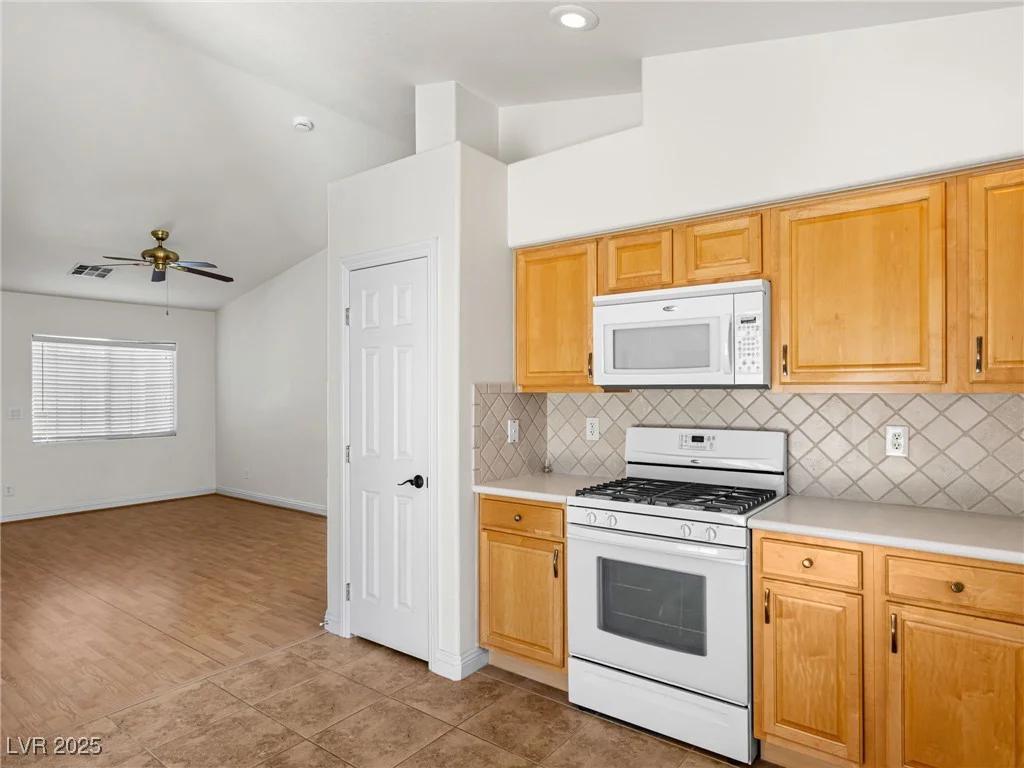 5373 Blue Oat, Las Vegas, NV 89141