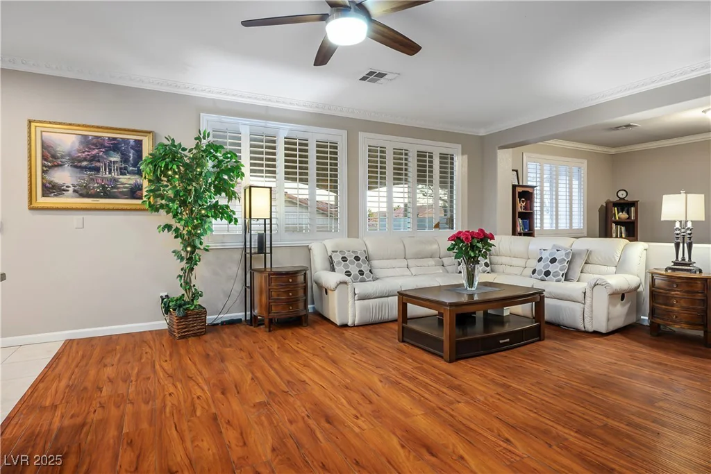 3146 Surf Spray, Las Vegas, NV 89117