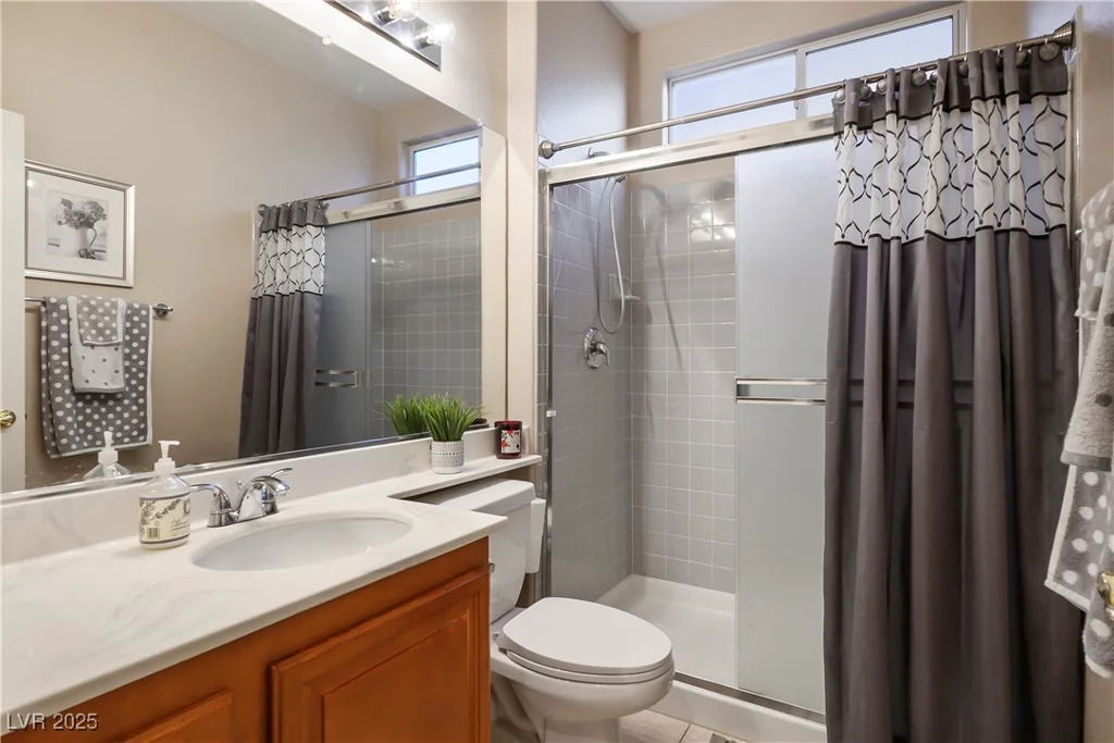 3146 Surf Spray, Las Vegas, NV 89117