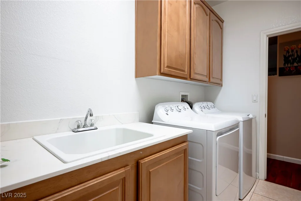 3146 Surf Spray, Las Vegas, NV 89117