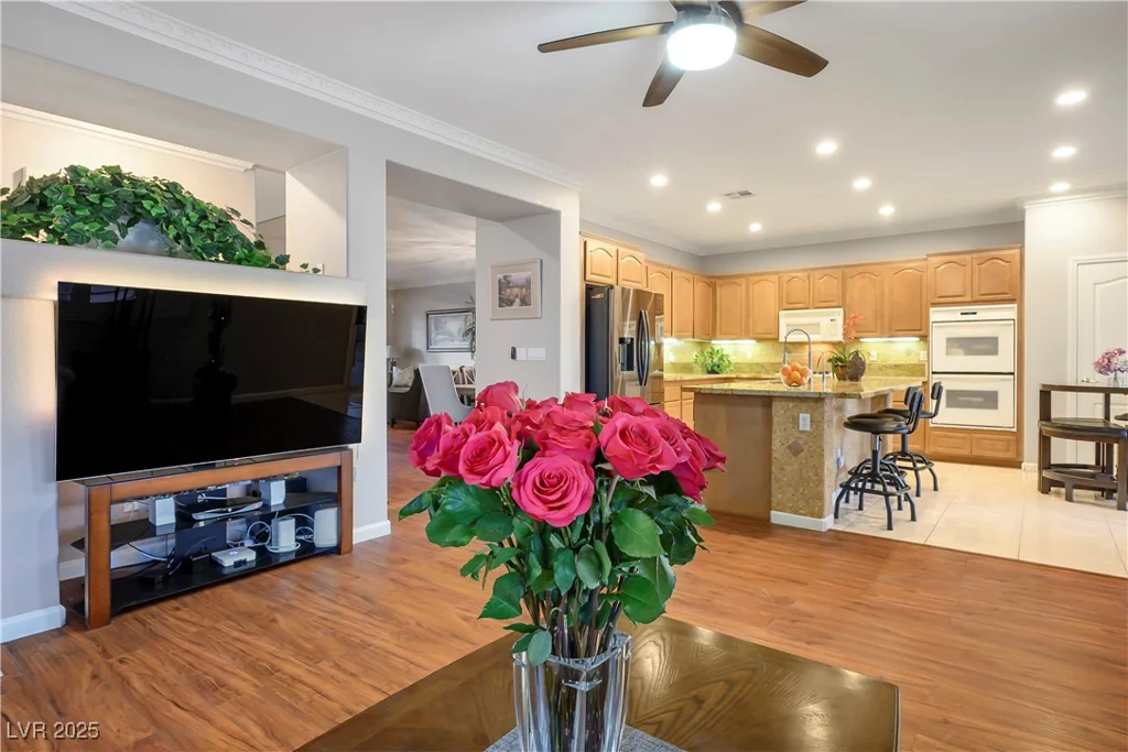 3146 Surf Spray, Las Vegas, NV 89117