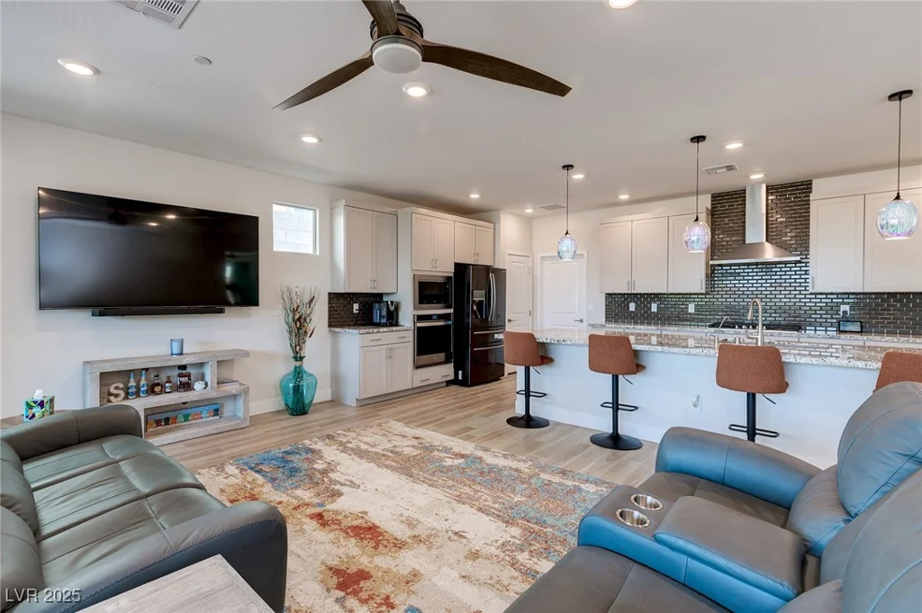 10049 Cardinal Knoll, Las Vegas, NV 89143