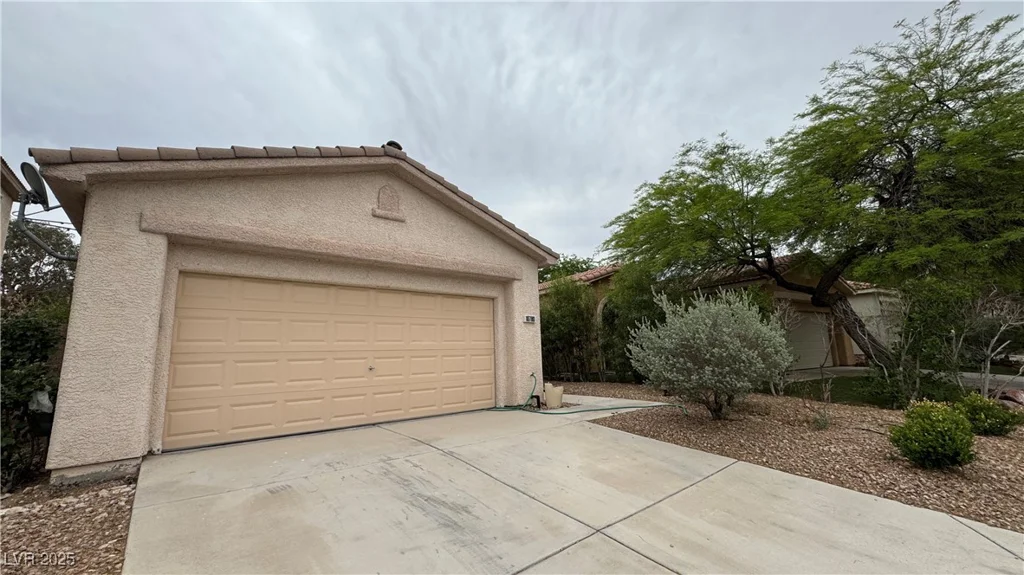 10780 Valencia Hills, Las Vegas, NV 89141