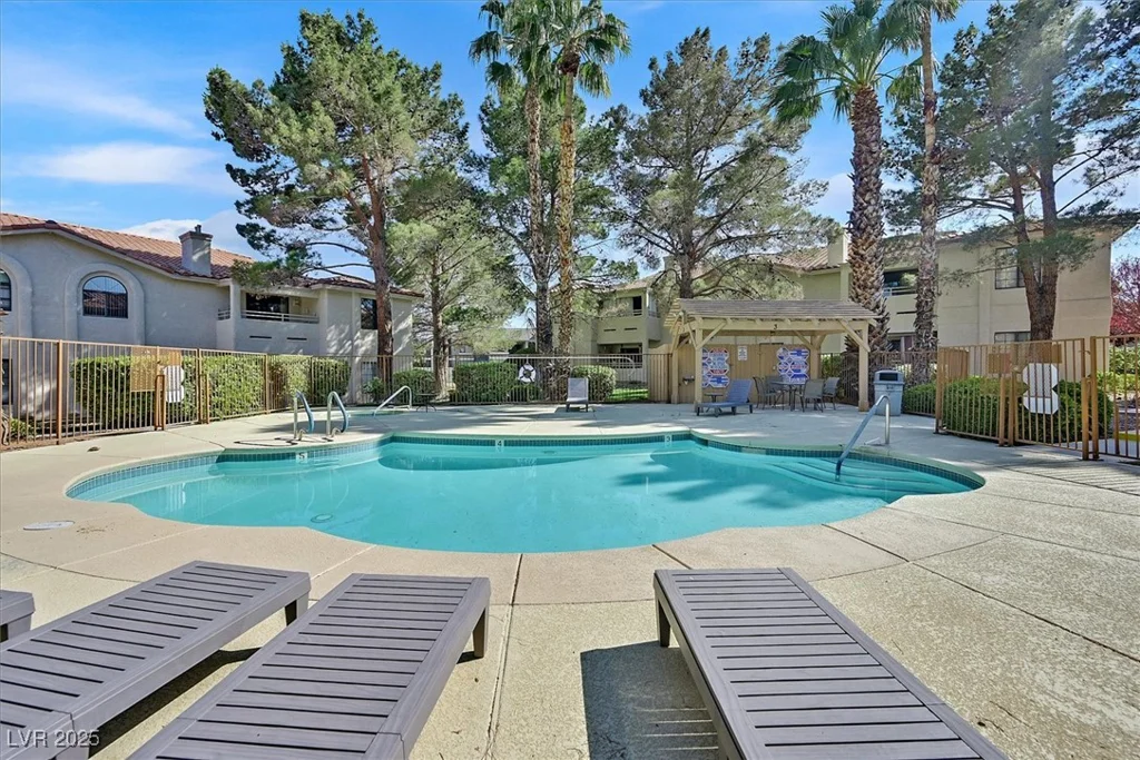 2633 Durango, Las Vegas, NV 89117