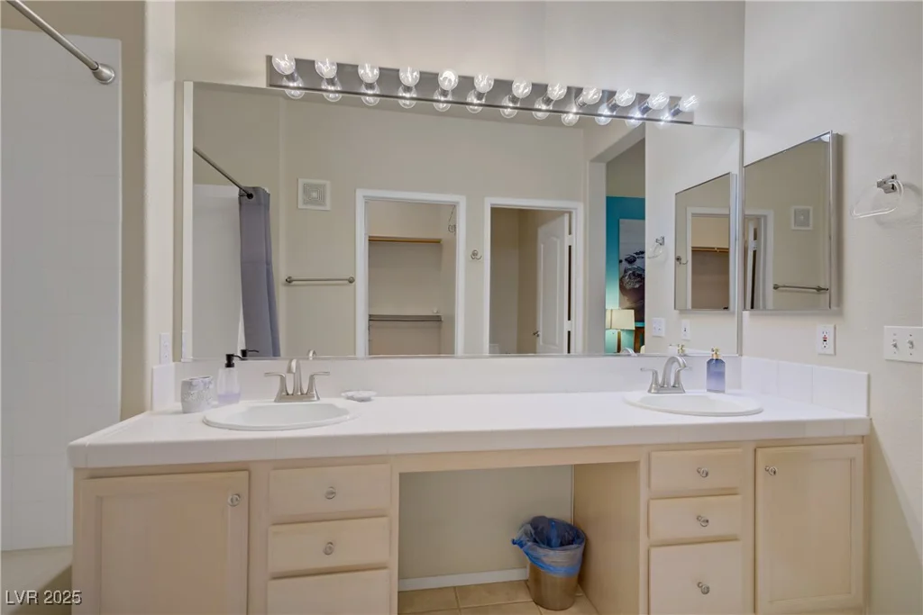 2325 Windmill, Henderson, NV 89074