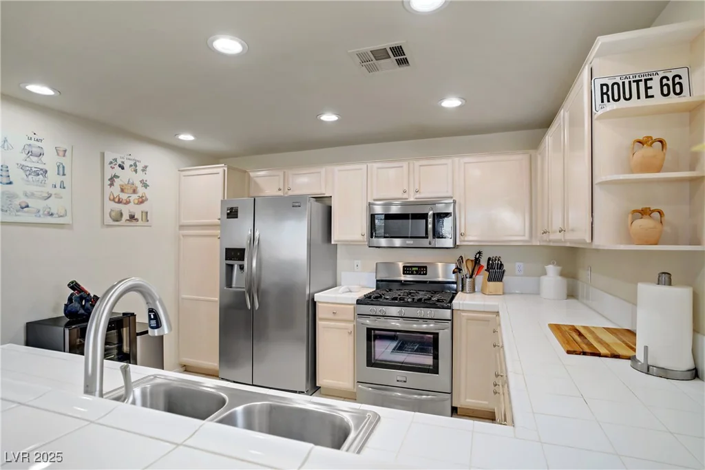 2325 Windmill, Henderson, NV 89074