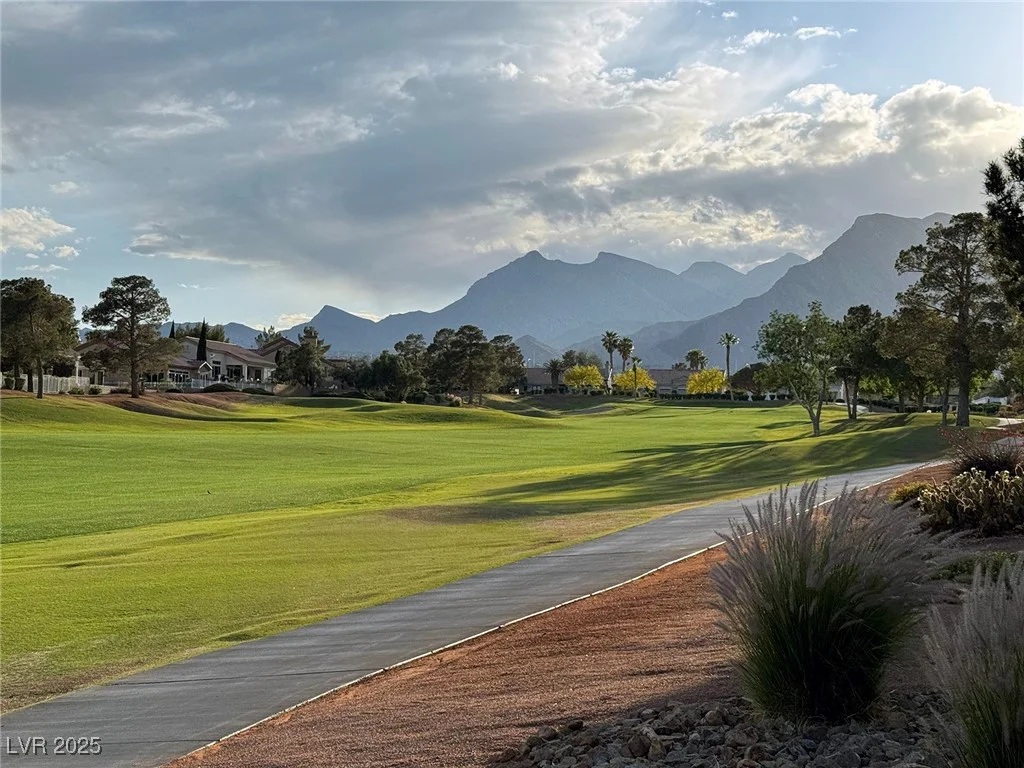 9369 Villa Ridge, Las Vegas, NV 89134