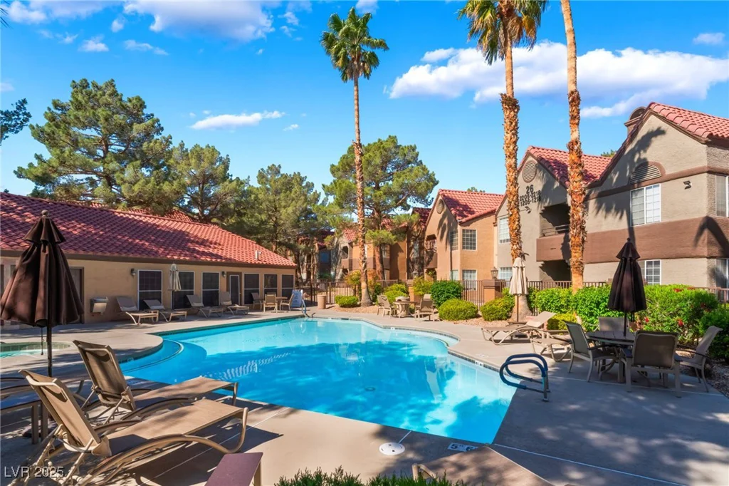 2200 Fort Apache, Las Vegas, NV 89117