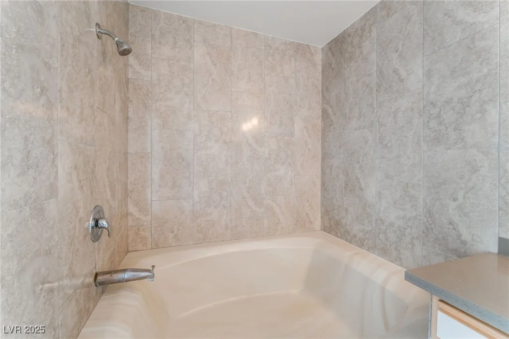 2200 Fort Apache, Las Vegas, NV 89117