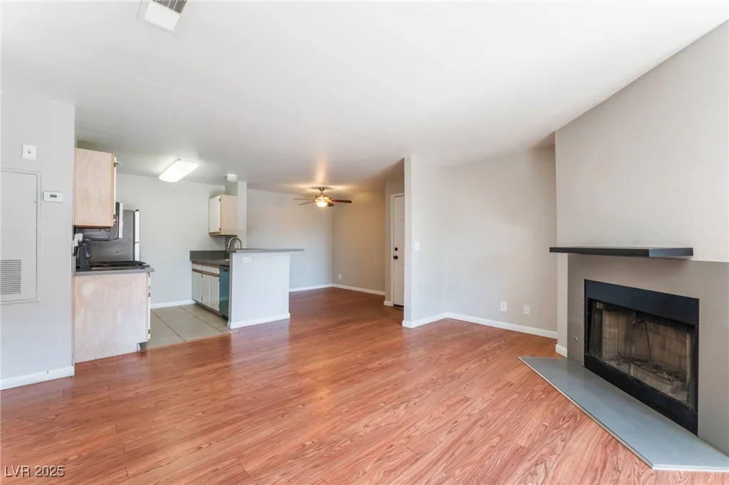 2200 Fort Apache, Las Vegas, NV 89117