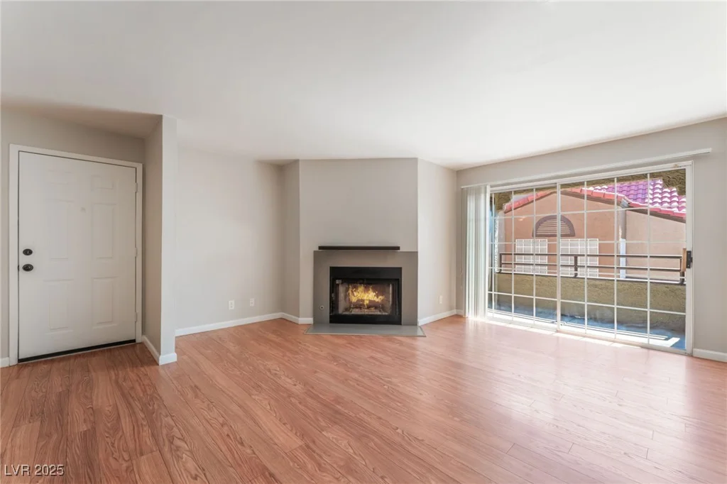 2200 Fort Apache, Las Vegas, NV 89117