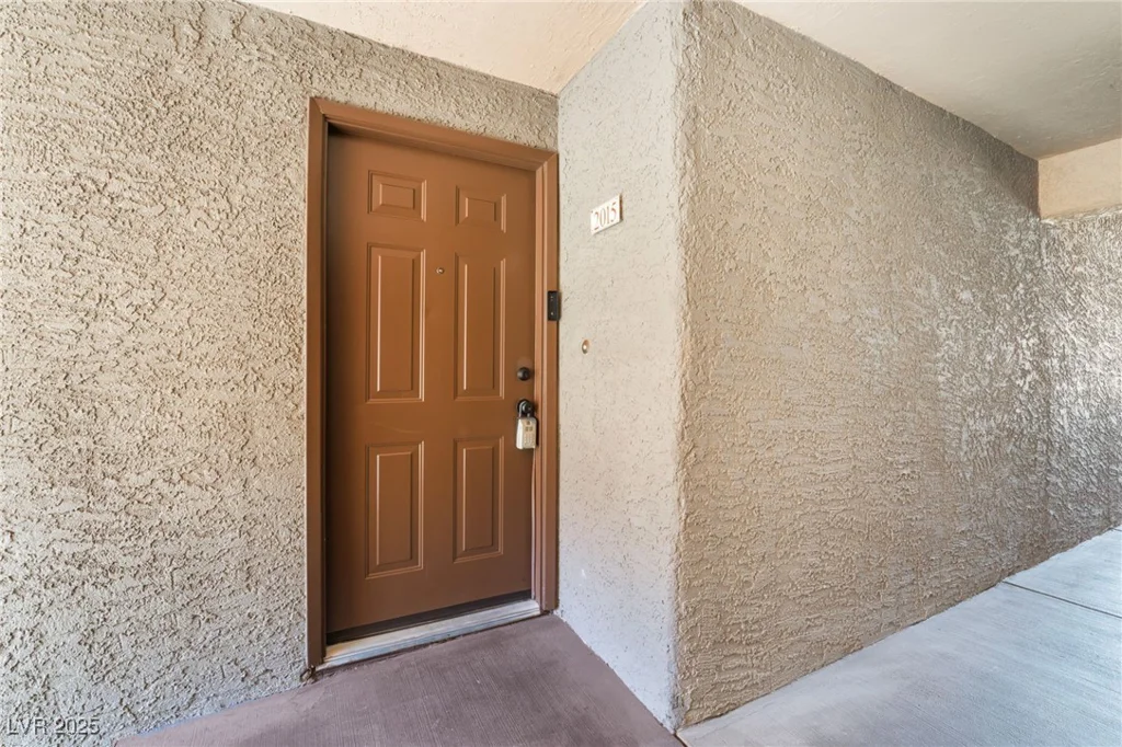 2200 Fort Apache, Las Vegas, NV 89117