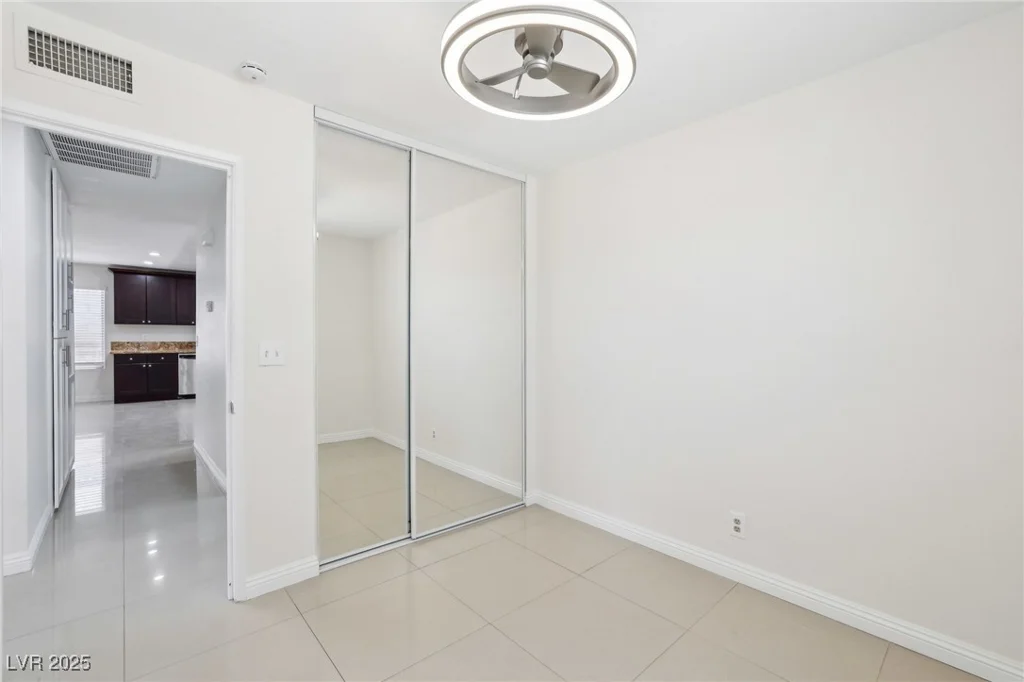 7139 Mountain Moss, Las Vegas, NV 89147