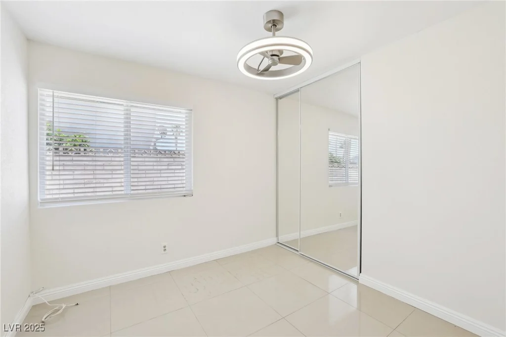 7139 Mountain Moss, Las Vegas, NV 89147