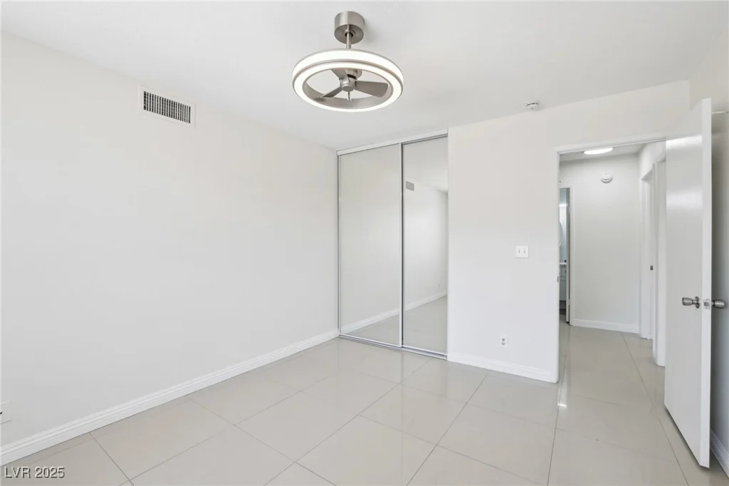 7139 Mountain Moss, Las Vegas, NV 89147