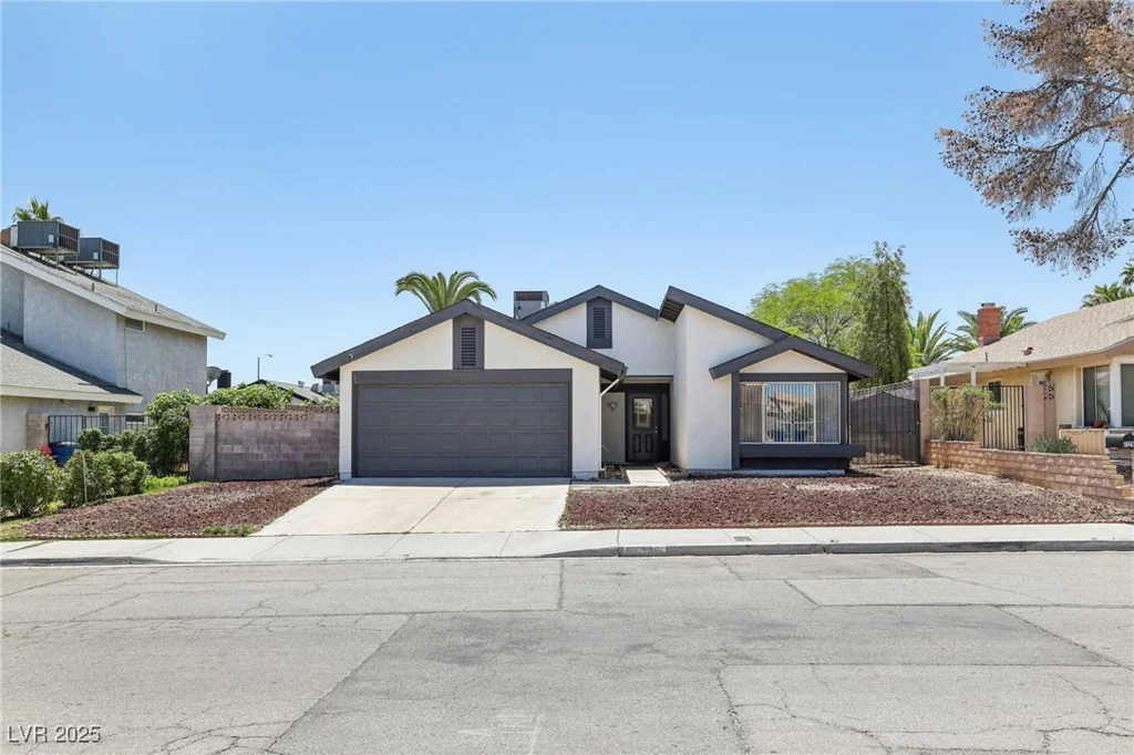 7139 Mountain Moss, Las Vegas, NV 89147